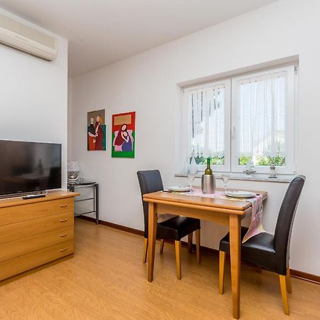 Guest House Antonella Малинска Экстерьер фото